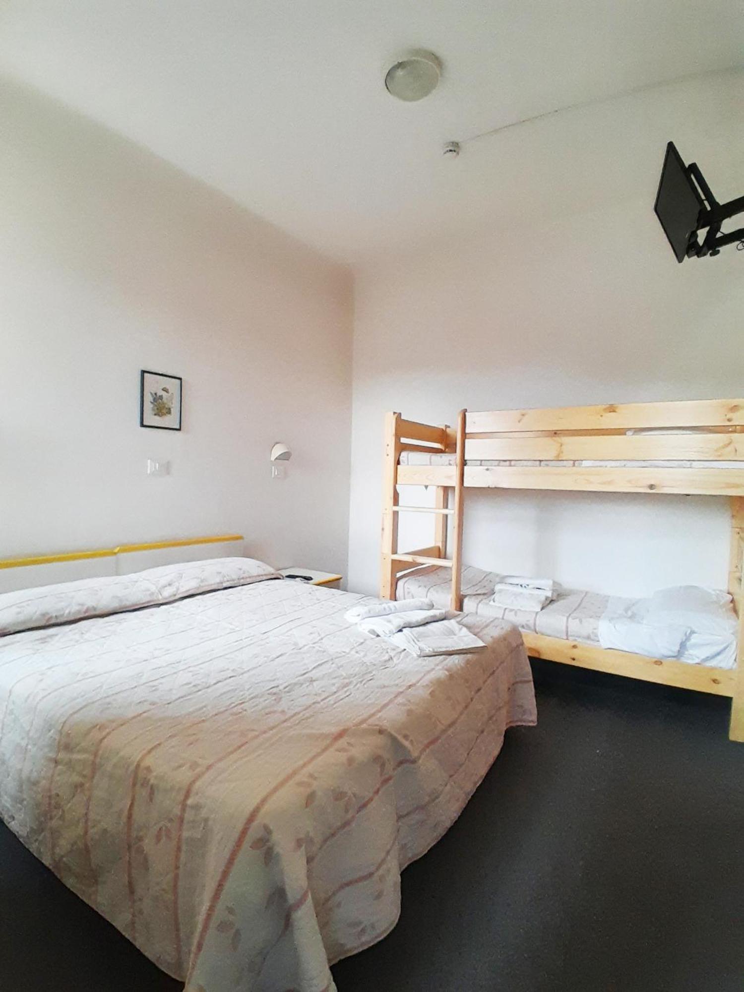 Hotel Berlino Cattolica Kamer foto