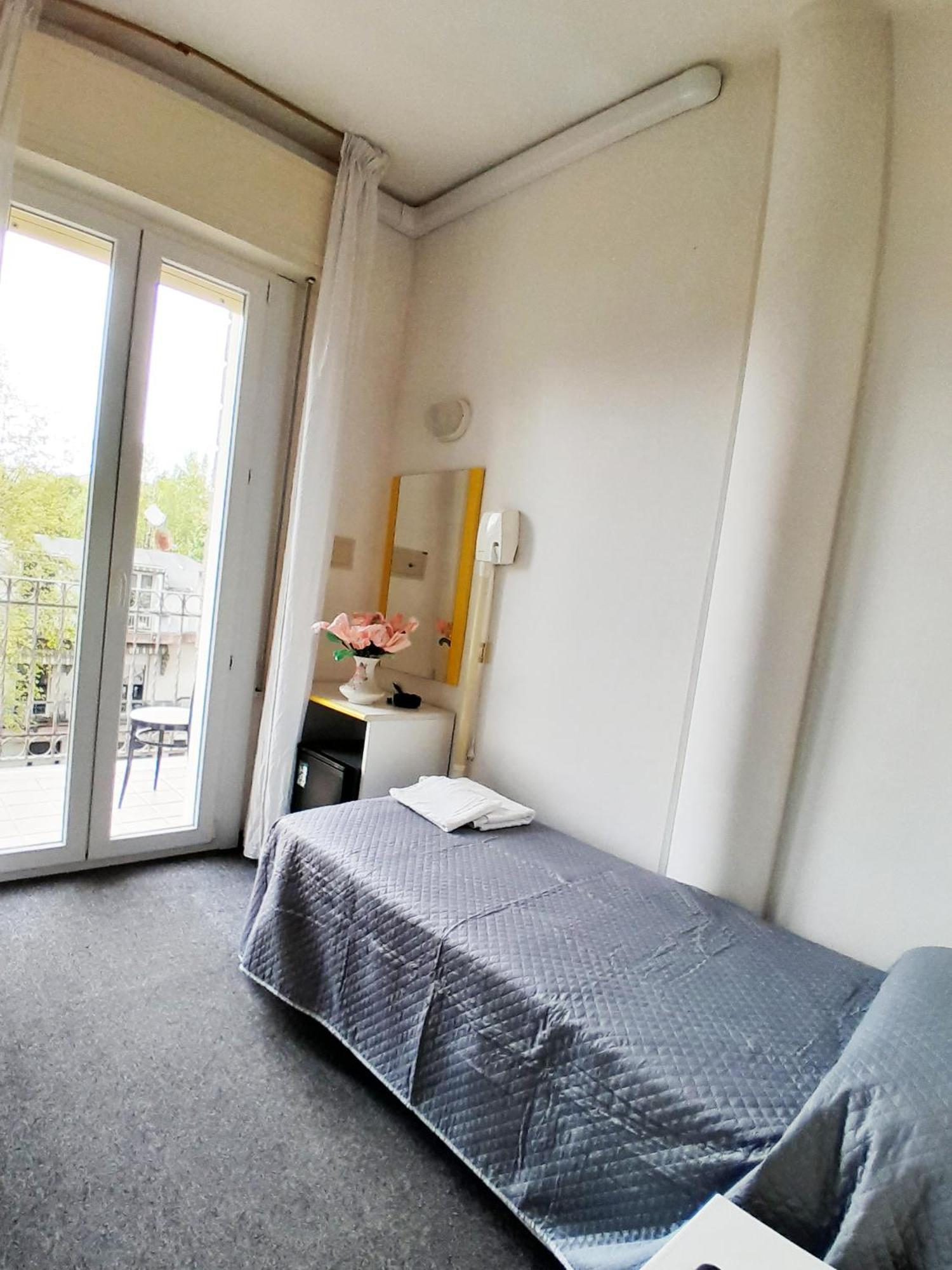 Hotel Berlino Cattolica Kamer foto