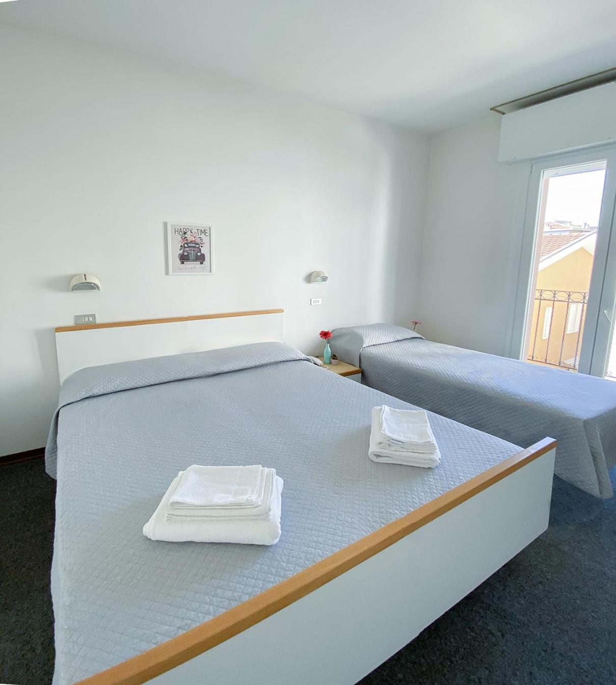 Hotel Berlino Cattolica Kamer foto